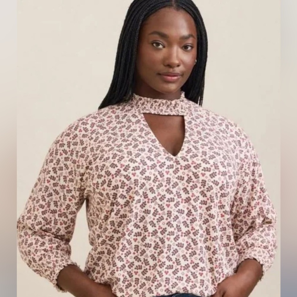 * NWT * TORRID long Sleeve Blouse/Top